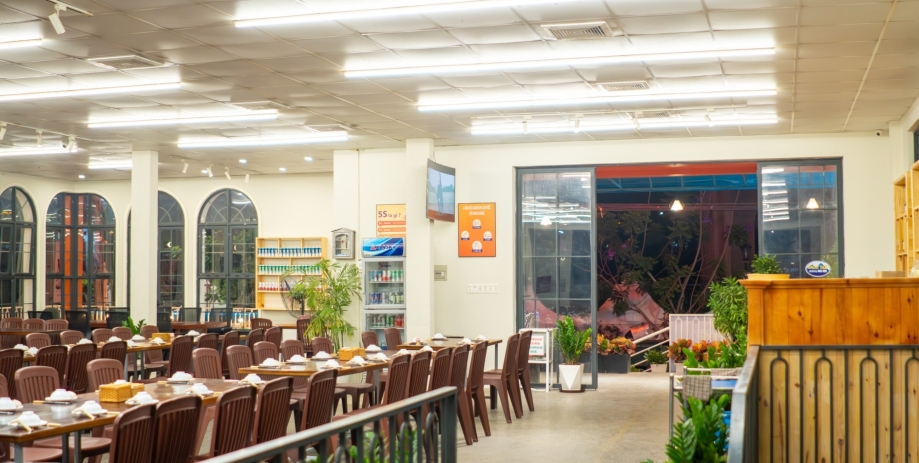 Sảnh Tầng Trệt